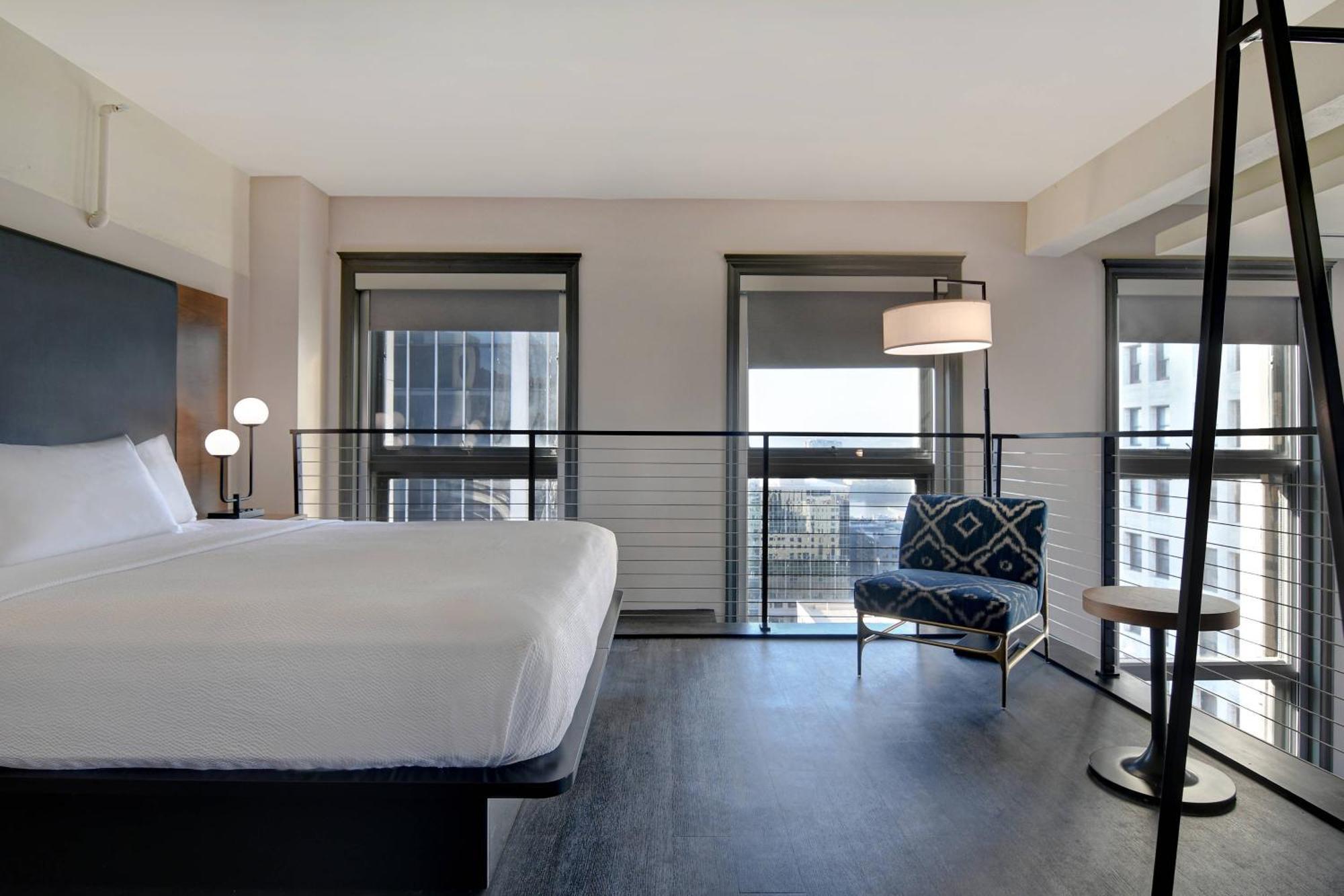 Courtyard By Marriott Cincinnati Downtown Exterior foto